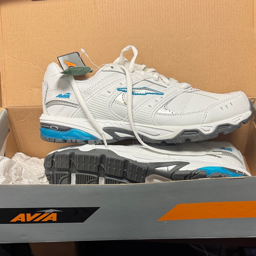 Avia Men's White and Blue Athletic Sneakers